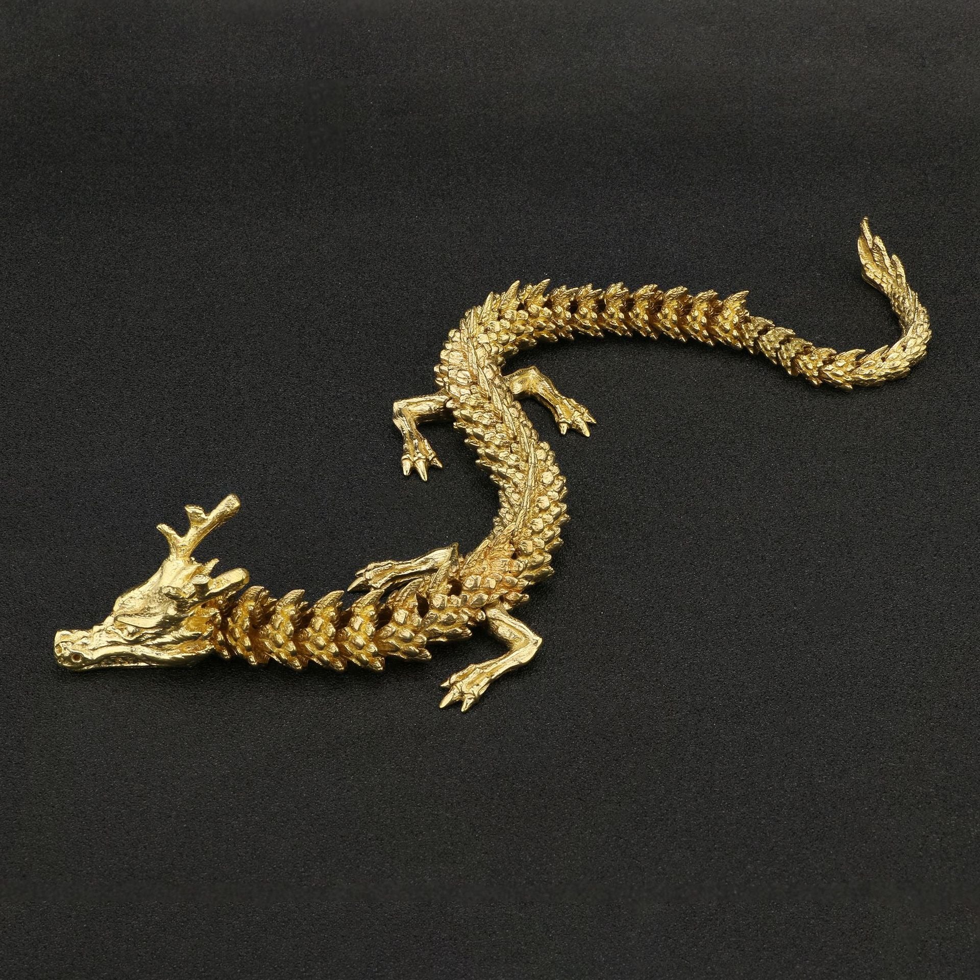 Antiques Do Old 3D Living Dragon Decoration Exhibition